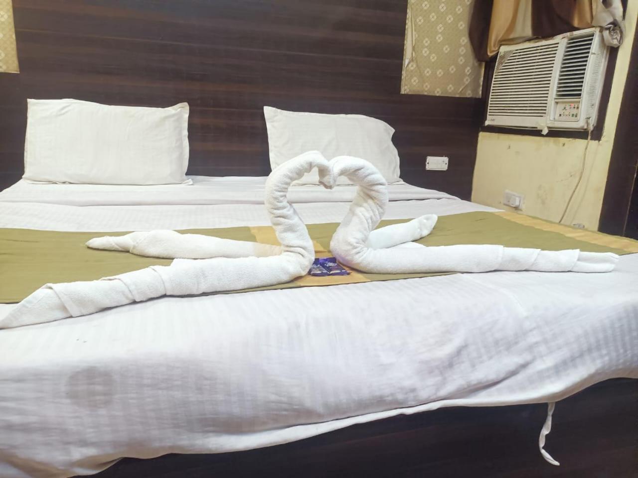 Hotel Park Avenue Lucknow Esterno foto