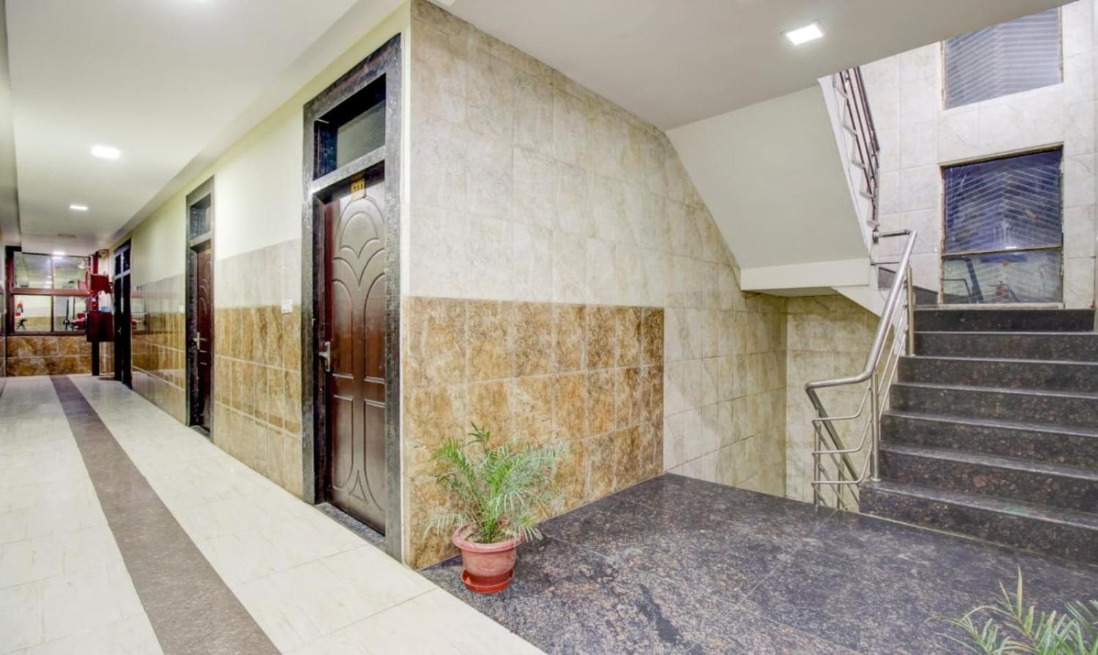 Hotel Park Avenue Lucknow Esterno foto