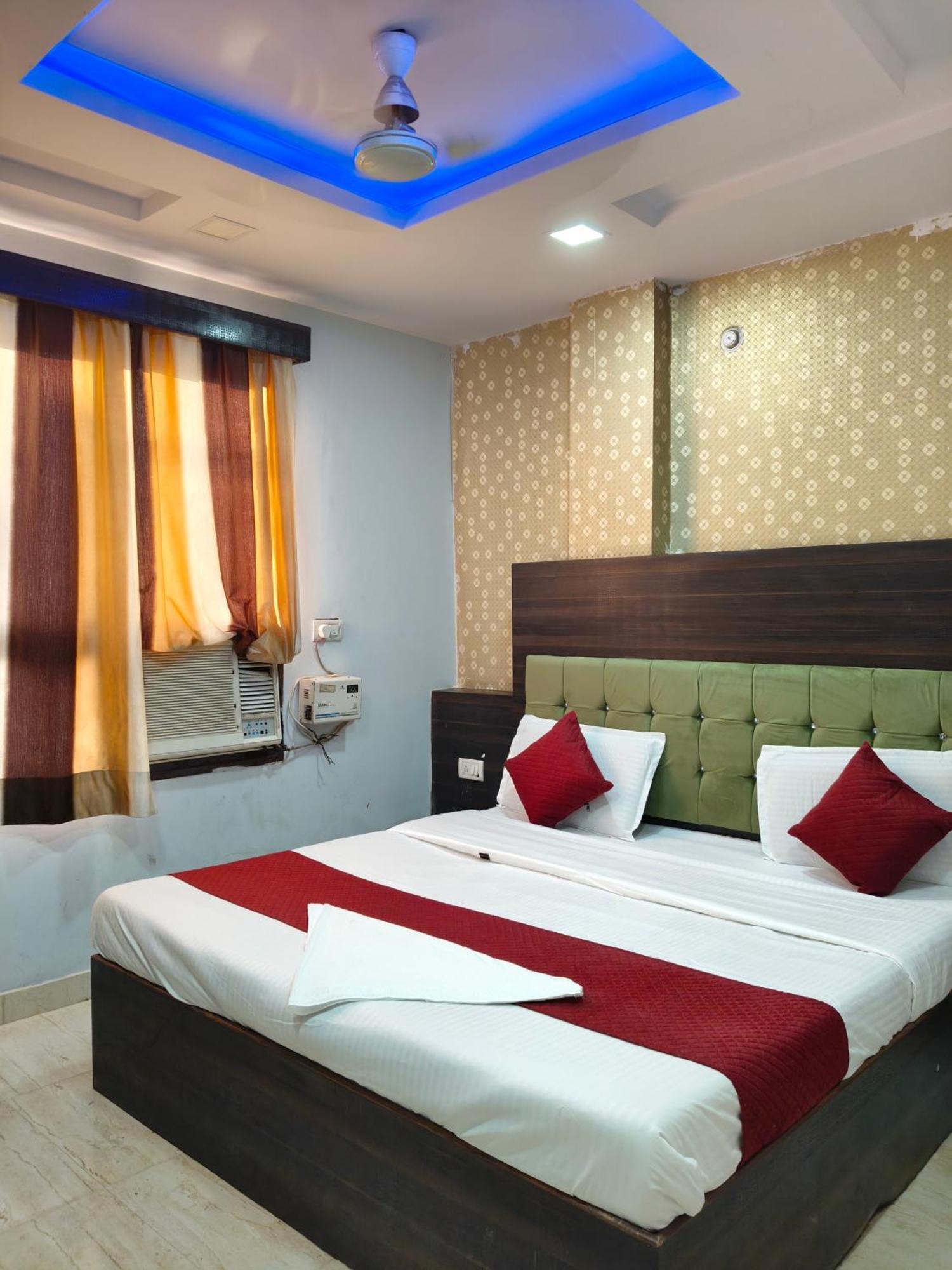 Hotel Park Avenue Lucknow Esterno foto
